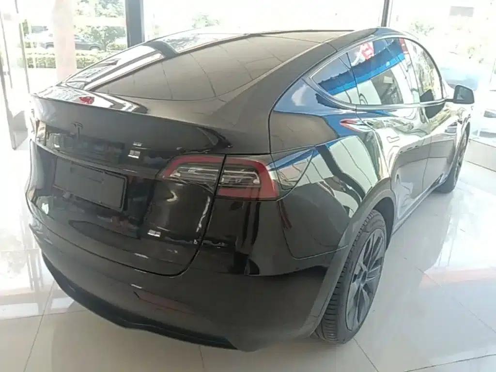 Model Y 2022 Facelift Rear-Wheel Drive Version — миниатюра 7