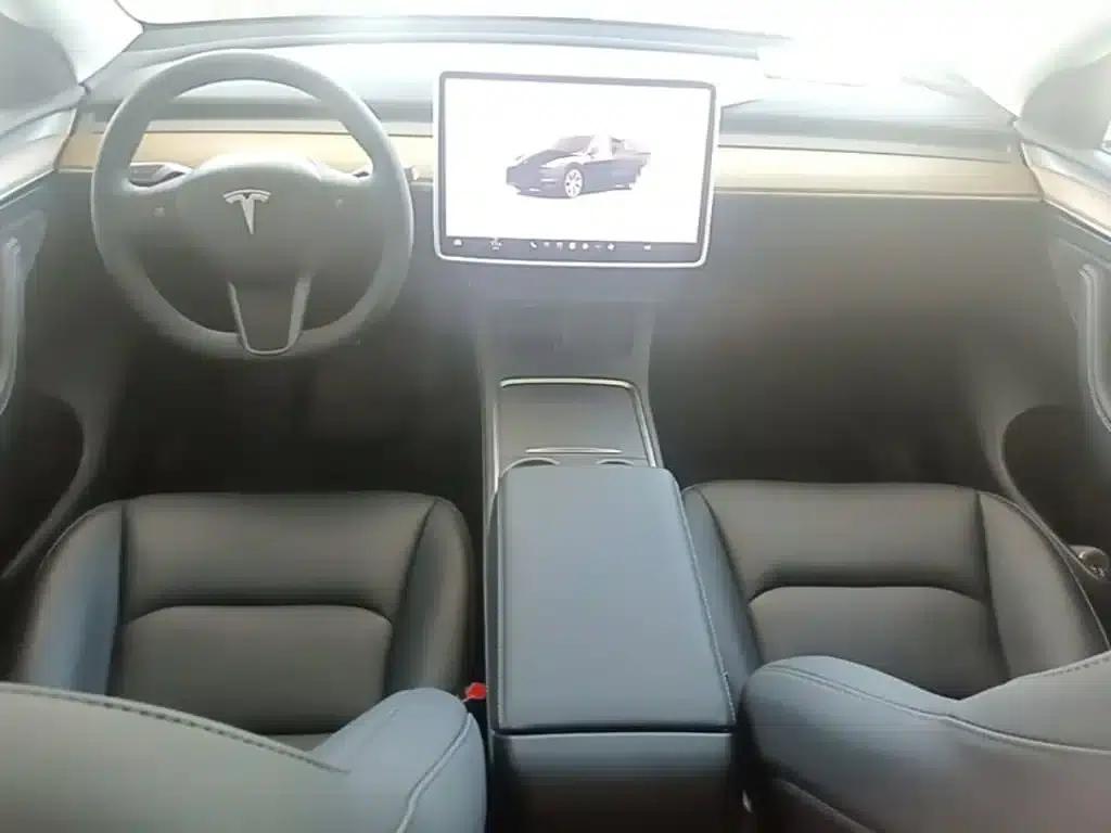 Model Y 2022 Facelift Rear-Wheel Drive Version — миниатюра 10