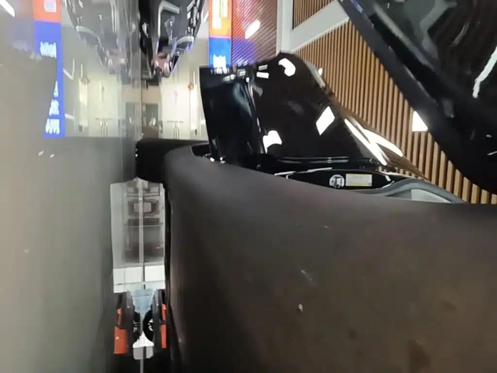 Model Y 2021 Standard Range Rear-Wheel Drive — миниатюра 21