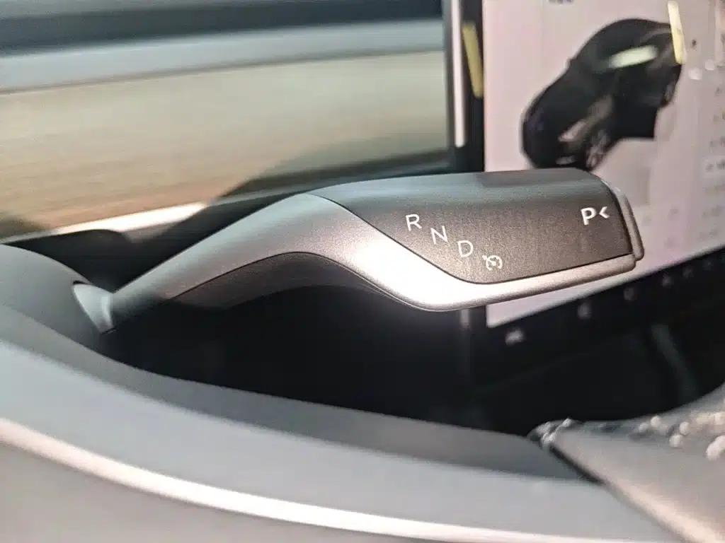 Model Y 2022 Rear-Wheel Drive — миниатюра 14