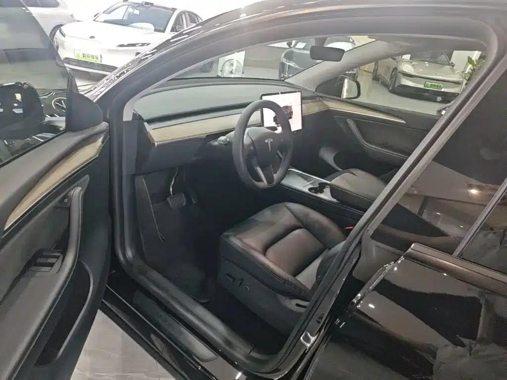 Model Y 2022 Rear-Wheel Drive — миниатюра 16