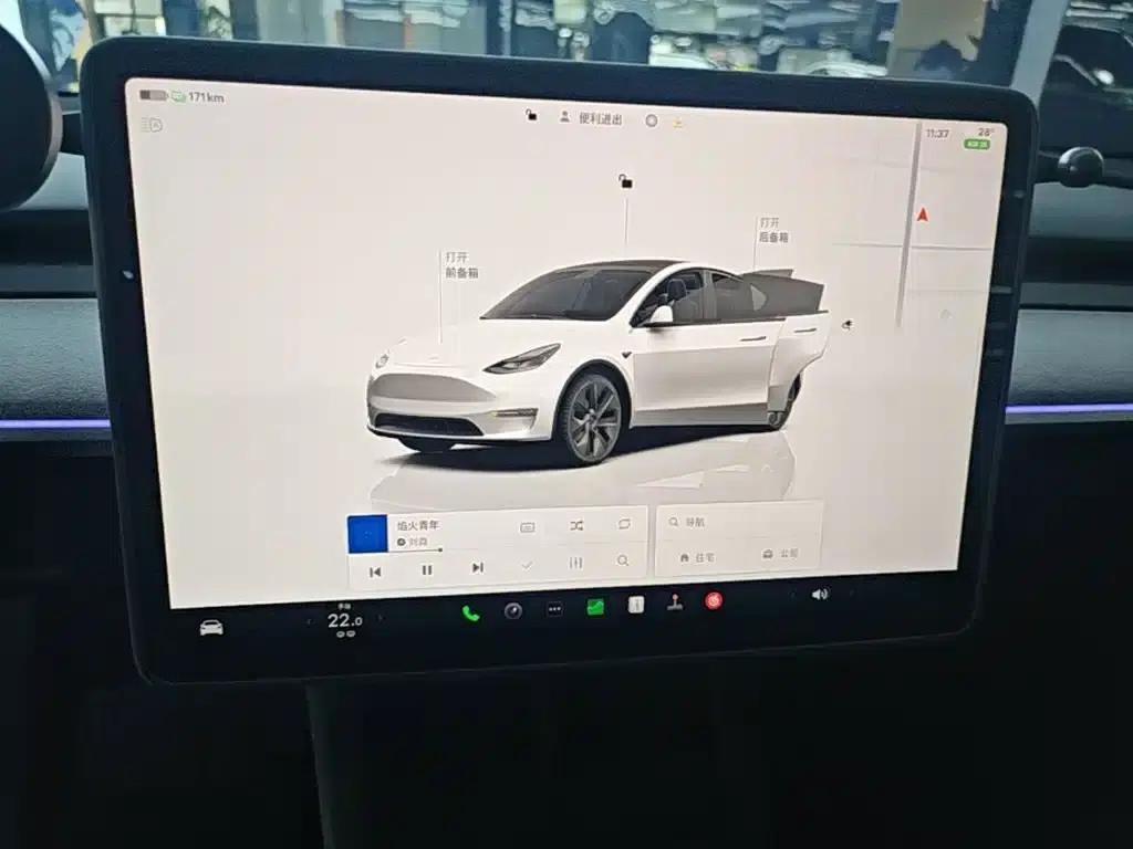 Model Y 2023 Rear-Wheel Drive — миниатюра 13