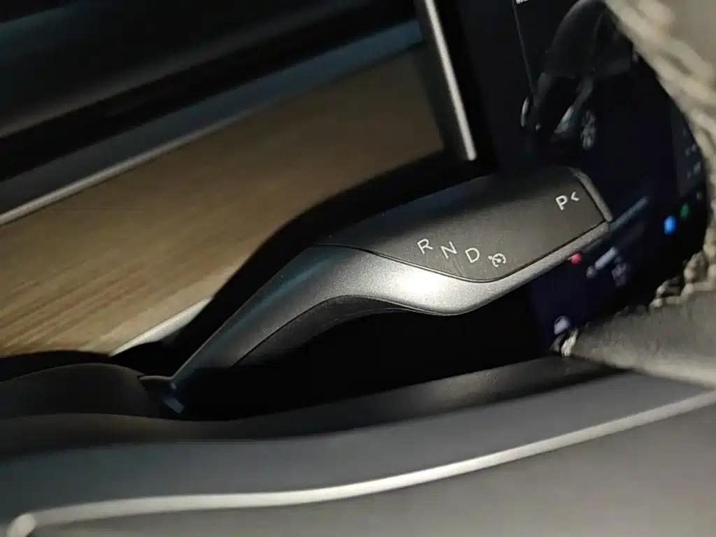 Model Y 2021 Standard Range Rear-Wheel Drive — миниатюра 14