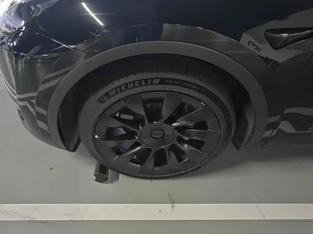 Model Y 2021 Standard Range Rear-Wheel Drive — миниатюра 23