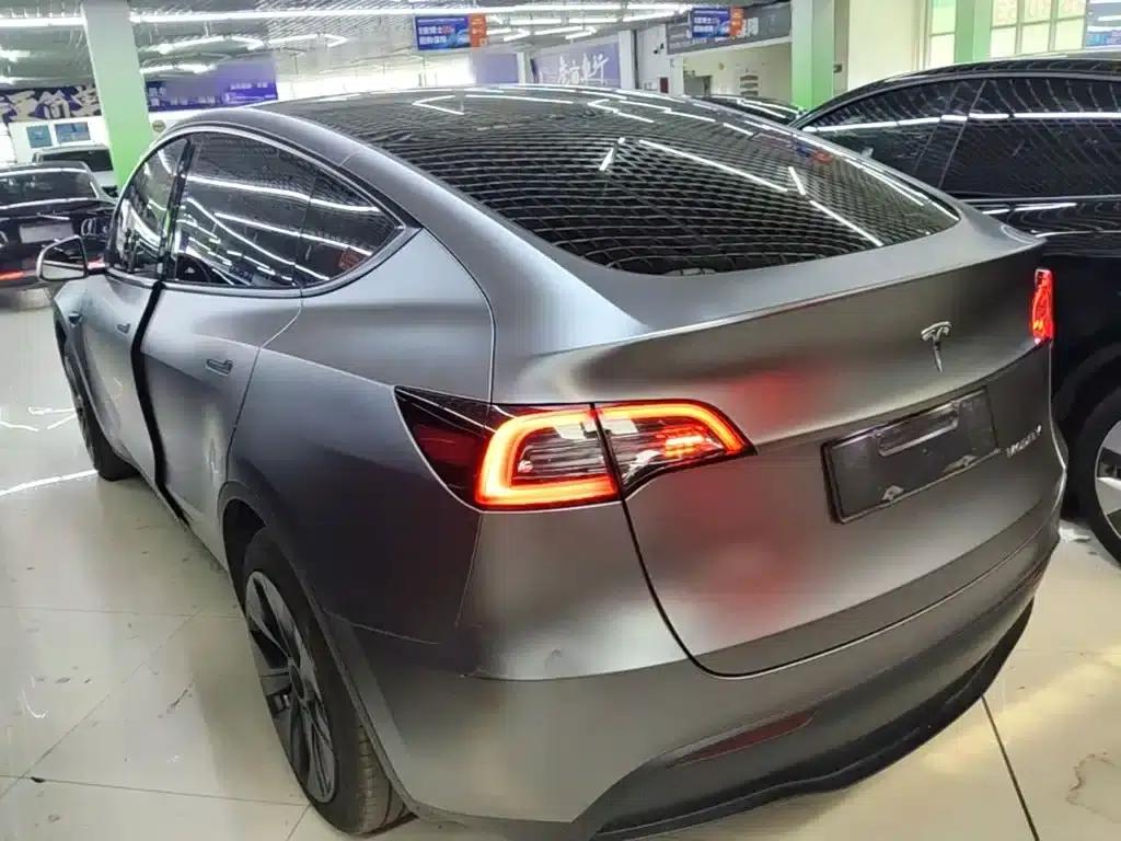 Model Y 2024 Rear-Wheel Drive — миниатюра 23