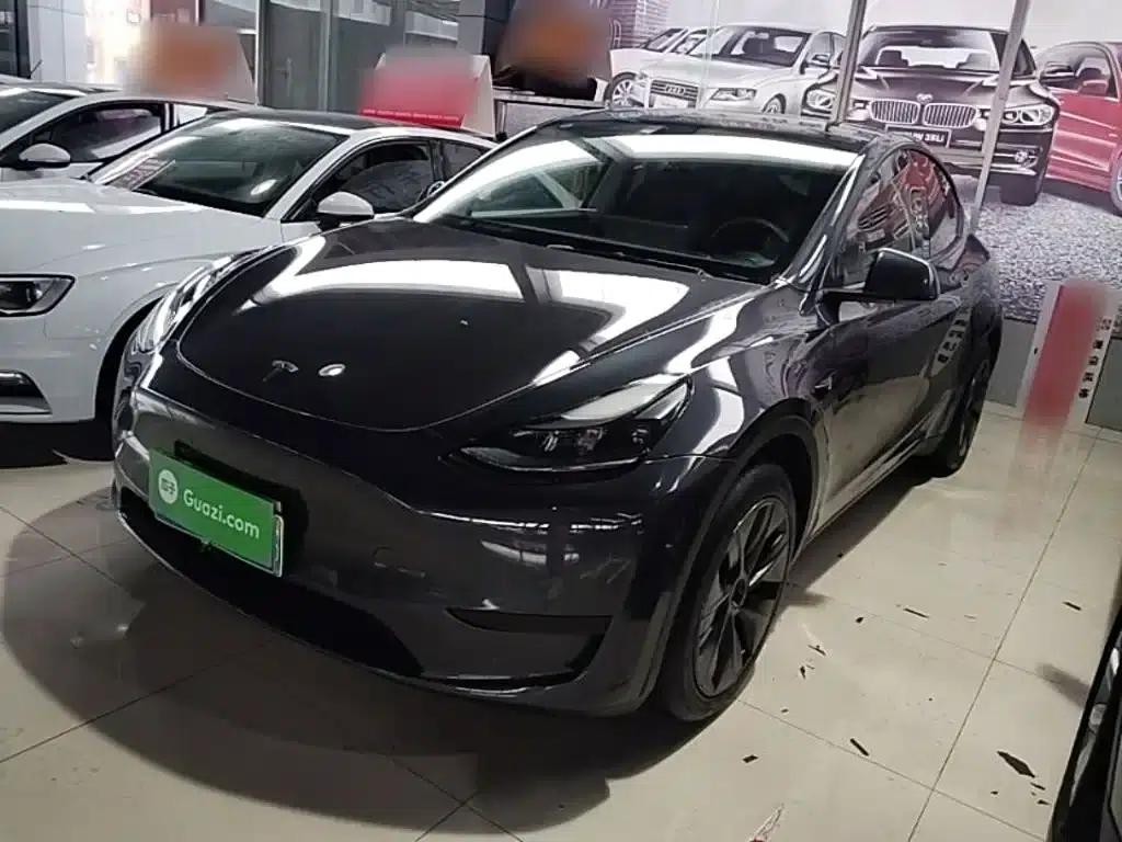 Model Y 2024 Rear-Wheel Drive — миниатюра 2