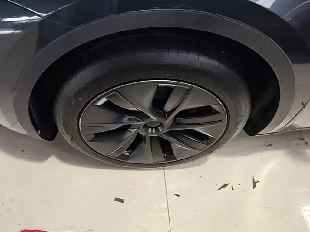 Model Y 2024 Rear-Wheel Drive — миниатюра 23