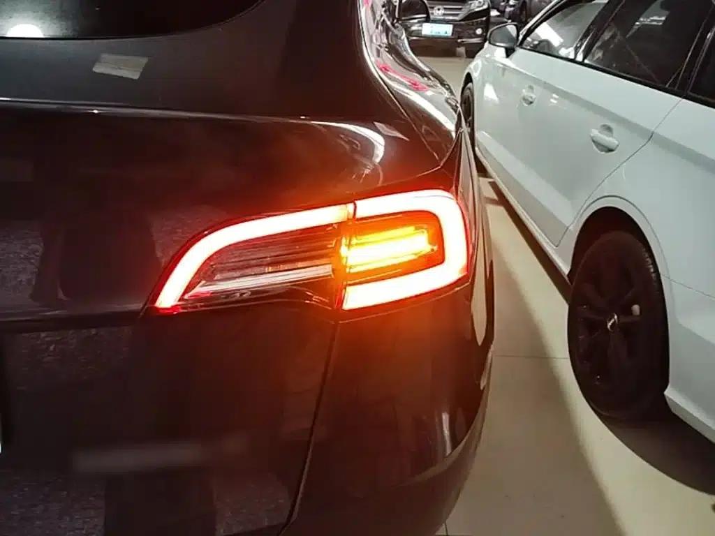 Model Y 2024 Rear-Wheel Drive — миниатюра 8
