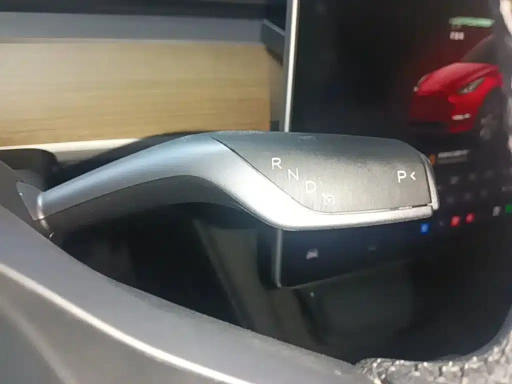 Model Y 2022 Rear-Wheel Drive — миниатюра 14