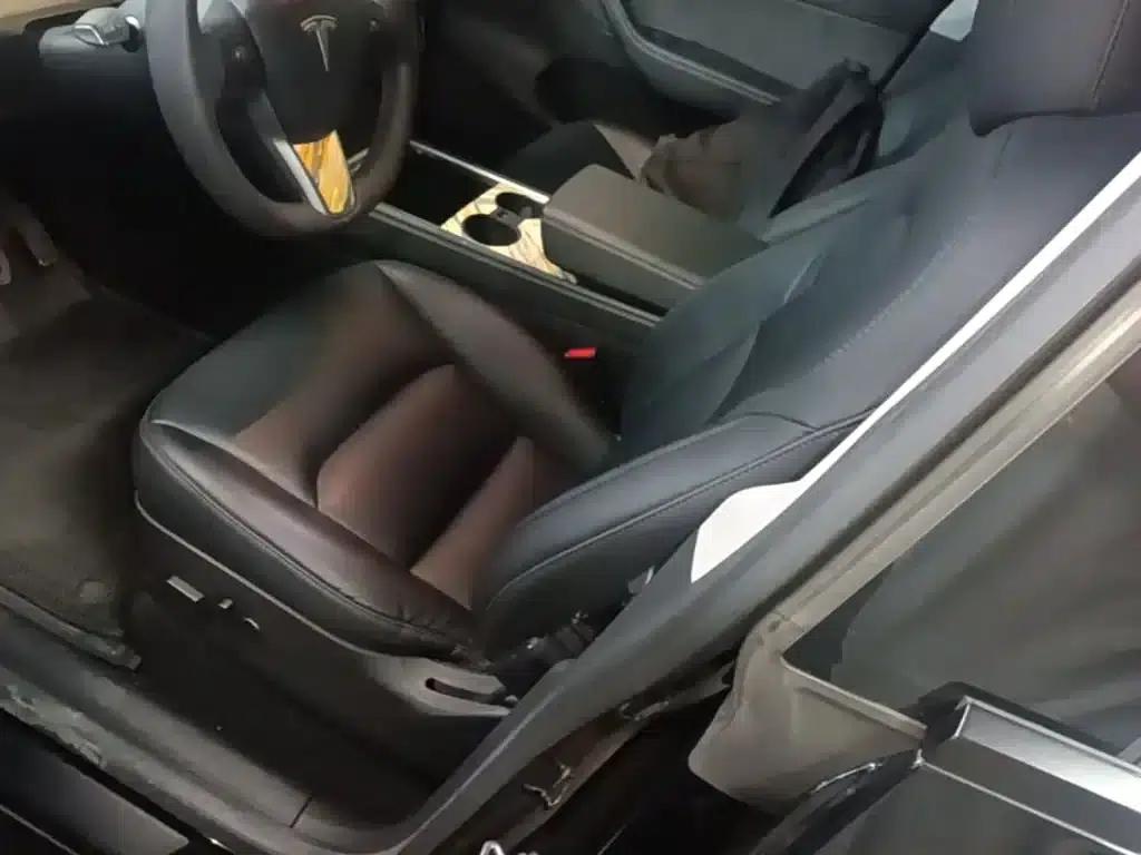 Model Y 2022 Rear-Wheel Drive — миниатюра 15