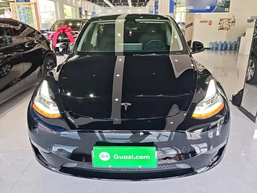 Model Y 2023 Long Range All-Wheel Drive — миниатюра 3
