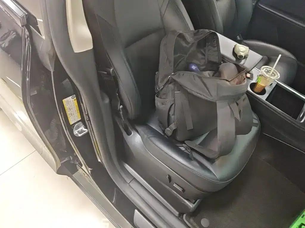 Model Y 2023 Rear-Wheel Drive — миниатюра 25