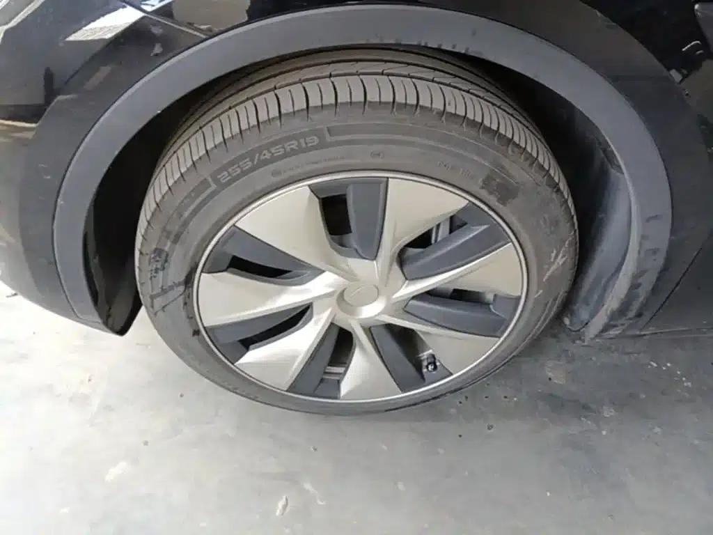 Model Y 2022 Facelift Rear-Wheel Drive Version — миниатюра 23