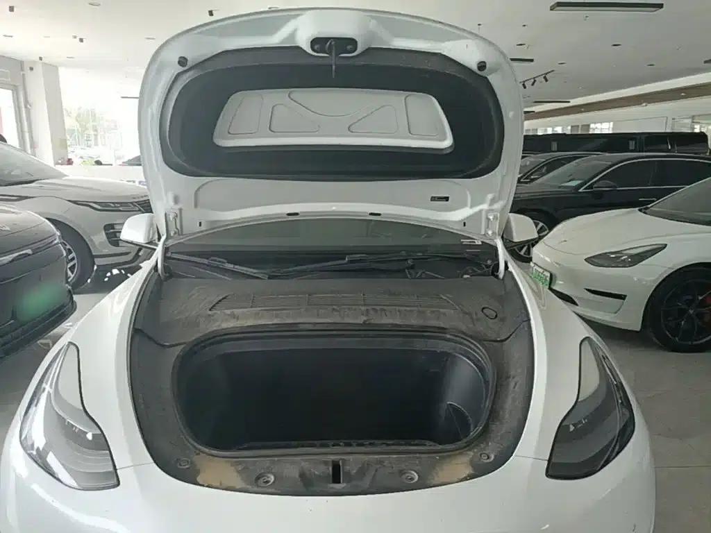 Model Y 2022 Facelift Long Range All-Wheel Drive Version — миниатюра 16