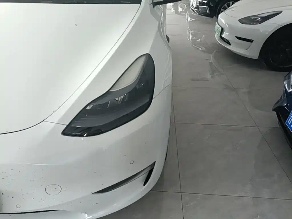 Model Y 2022 Facelift Long Range All-Wheel Drive Version — миниатюра 18