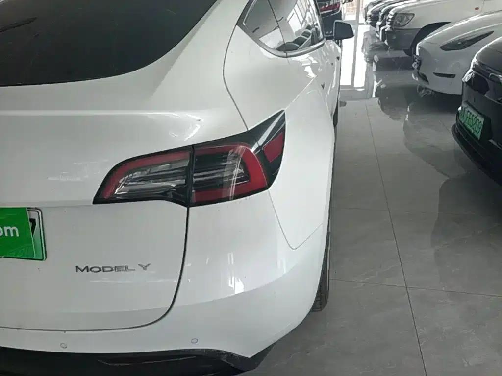 Model Y 2022 Facelift Long Range All-Wheel Drive Version — миниатюра 24