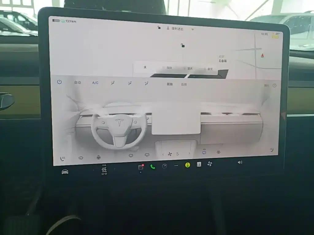Model Y 2022 Facelift Long Range All-Wheel Drive Version — миниатюра 9