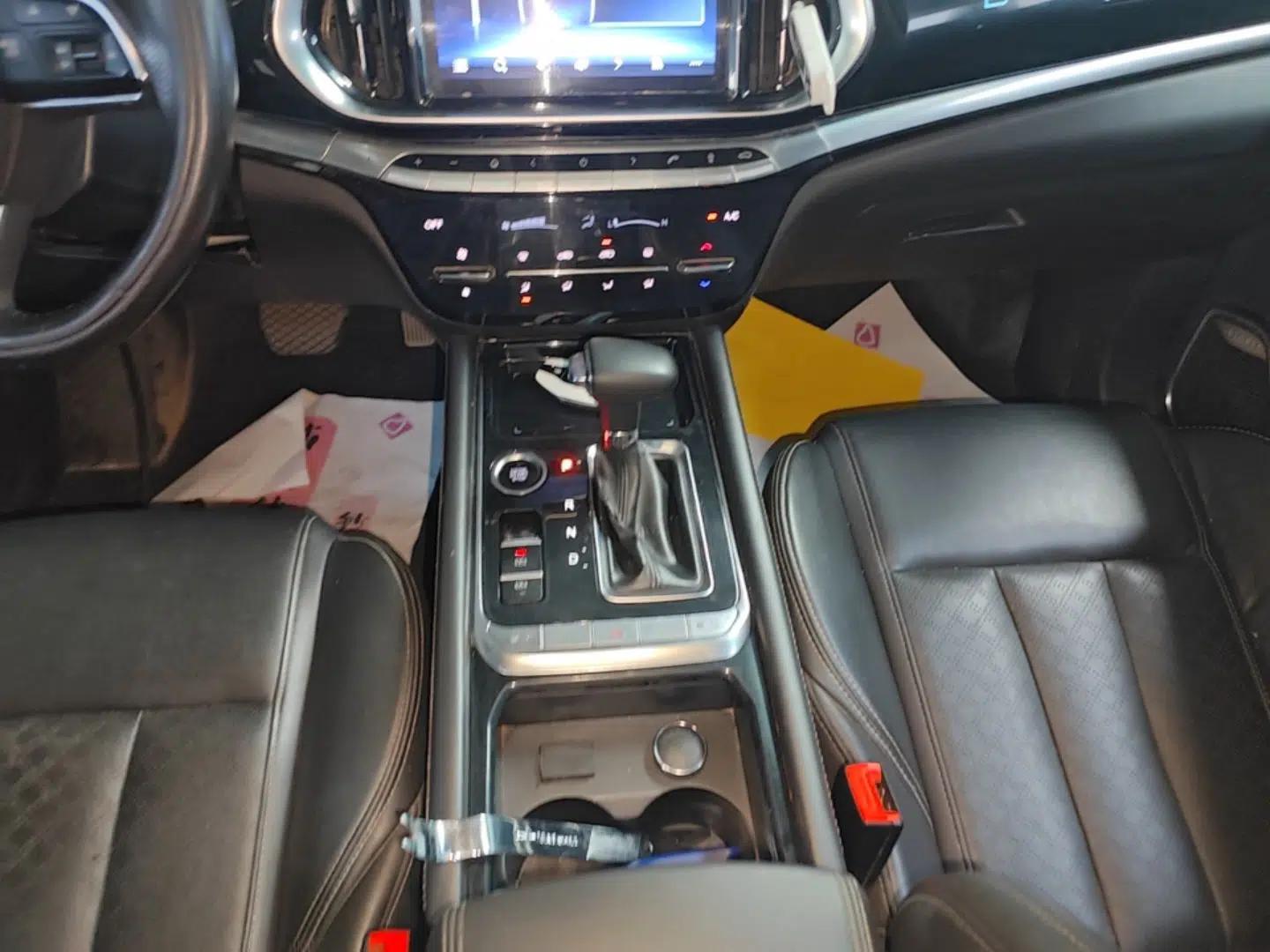 JETOUR X90 2019 1.6T DCT Zhaolü Edition 5 Seats China VI Standard — миниатюра 16