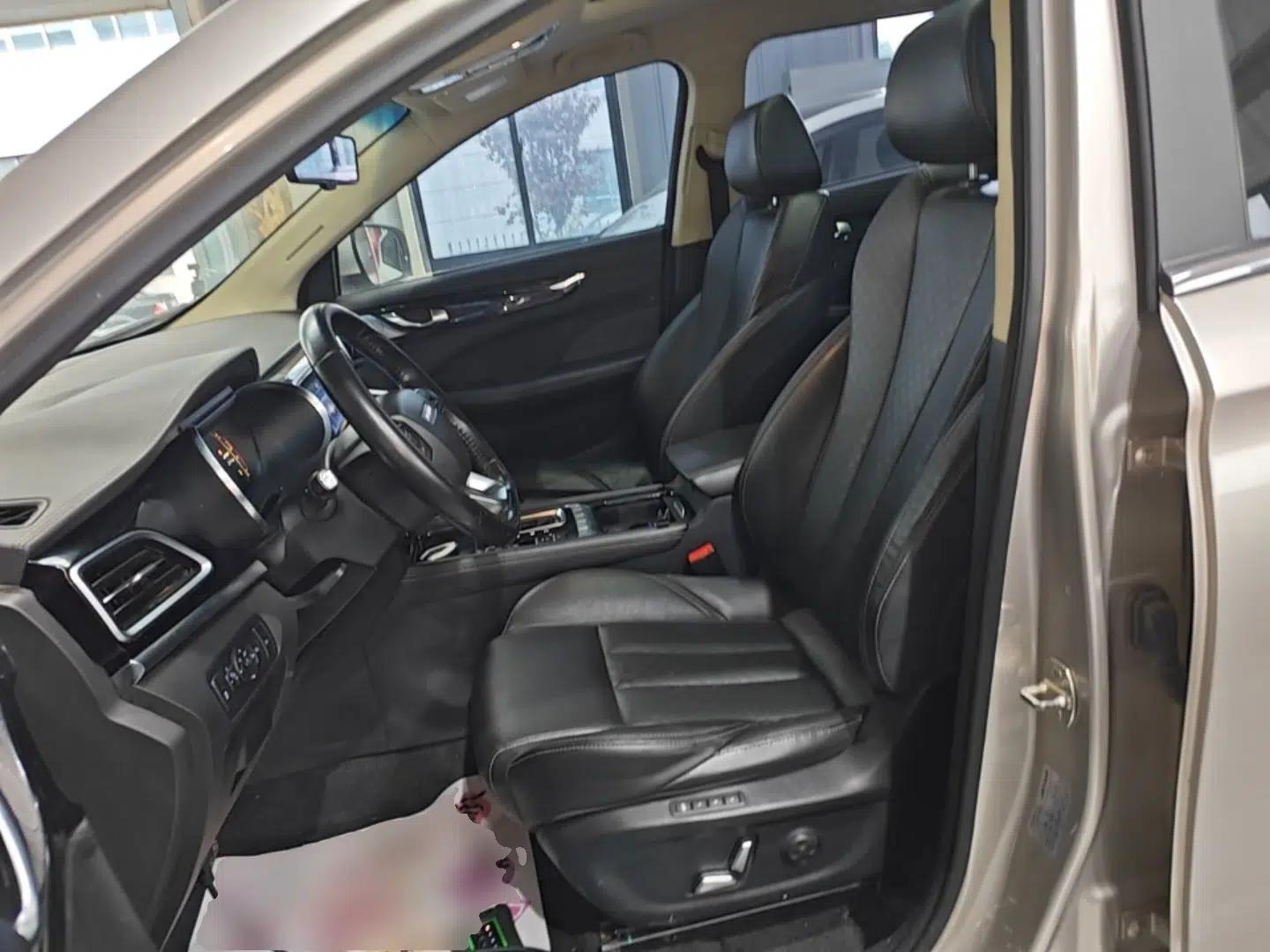 JETOUR X90 2019 1.6T DCT Zhaolü Edition 5 Seats China VI Standard — миниатюра 17