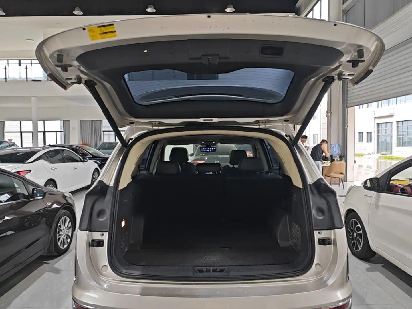 JETOUR X90 2019 1.6T DCT Zhaolü Edition 5 Seats China VI Standard — миниатюра 22
