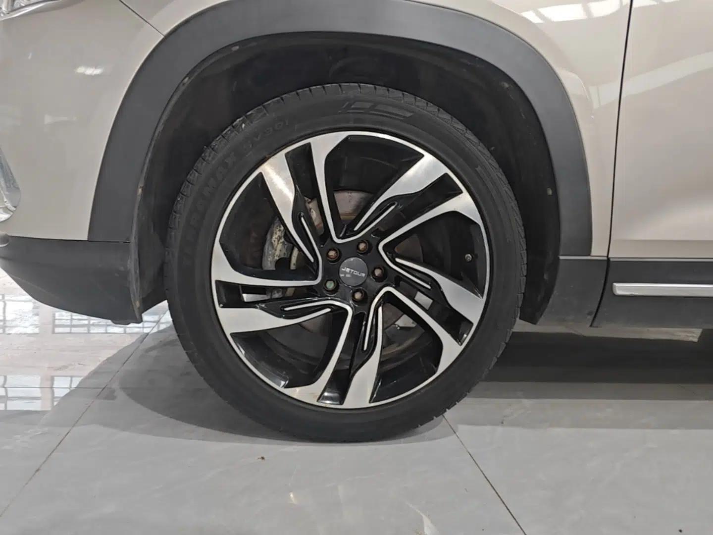 JETOUR X90 2019 1.6T DCT Zhaolü Edition 5 Seats China VI Standard — миниатюра 10