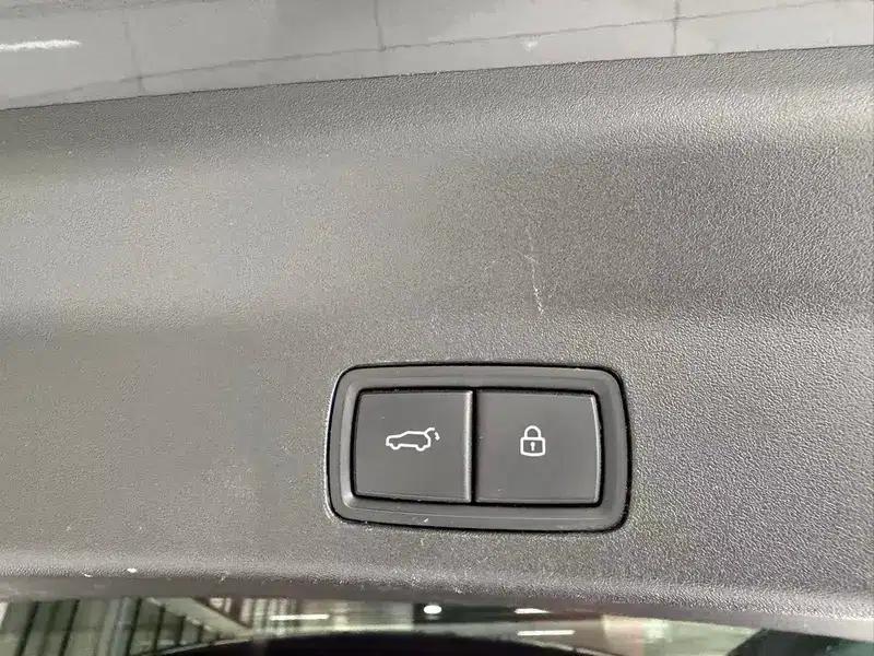 Li Auto L9 2022 Max Edition — миниатюра 6