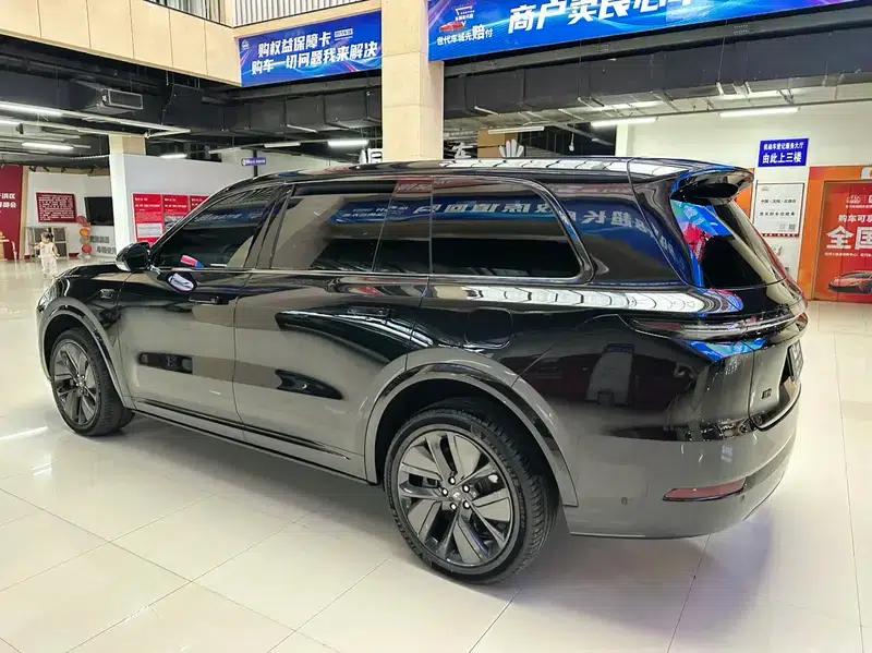 Li Auto L9 2022 Max Edition — миниатюра 4