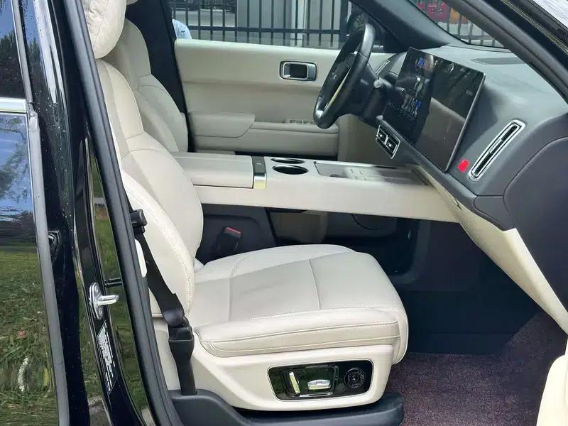 Li Auto L9 2024 Ultra Edition — миниатюра 5