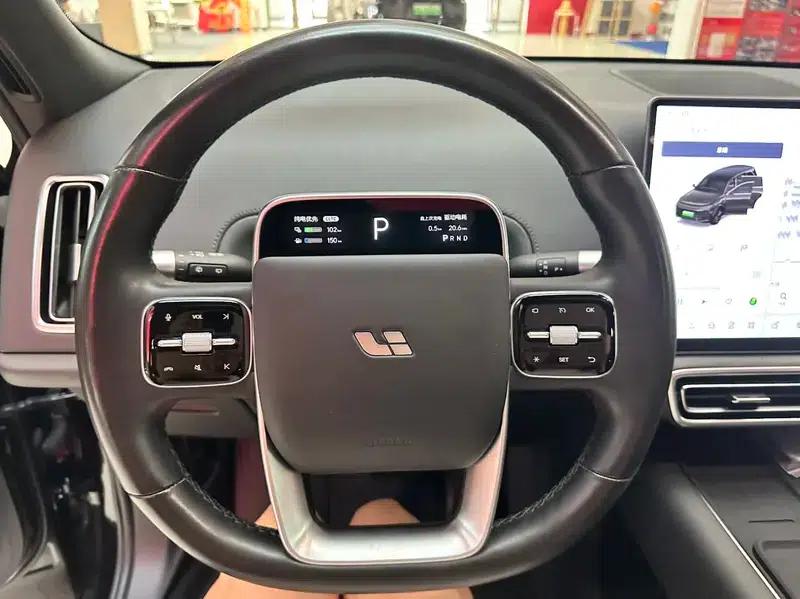 Li Auto L9 2023 Pro Edition — миниатюра 10