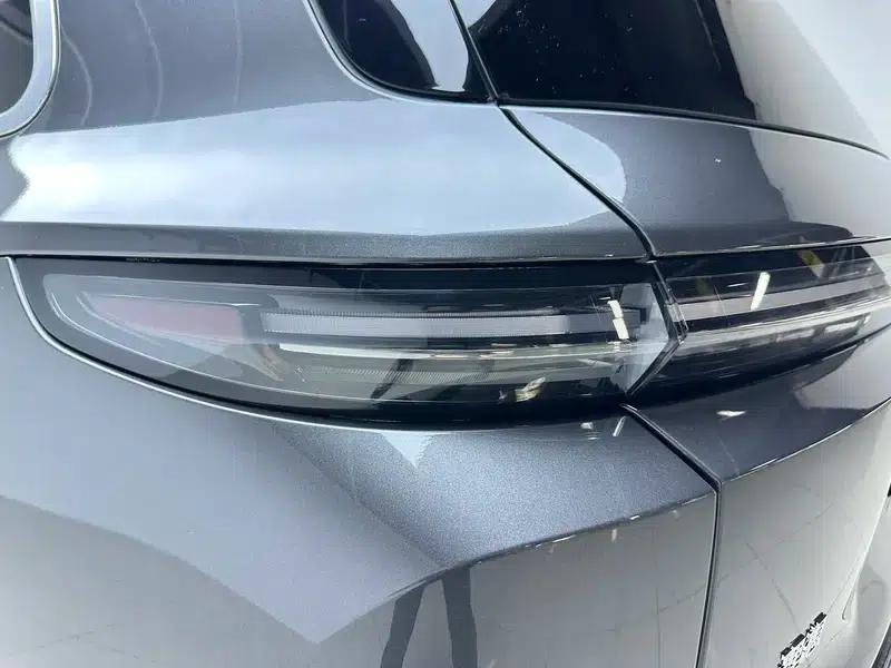 Li Auto L9 2024 Ultra Edition — миниатюра 13