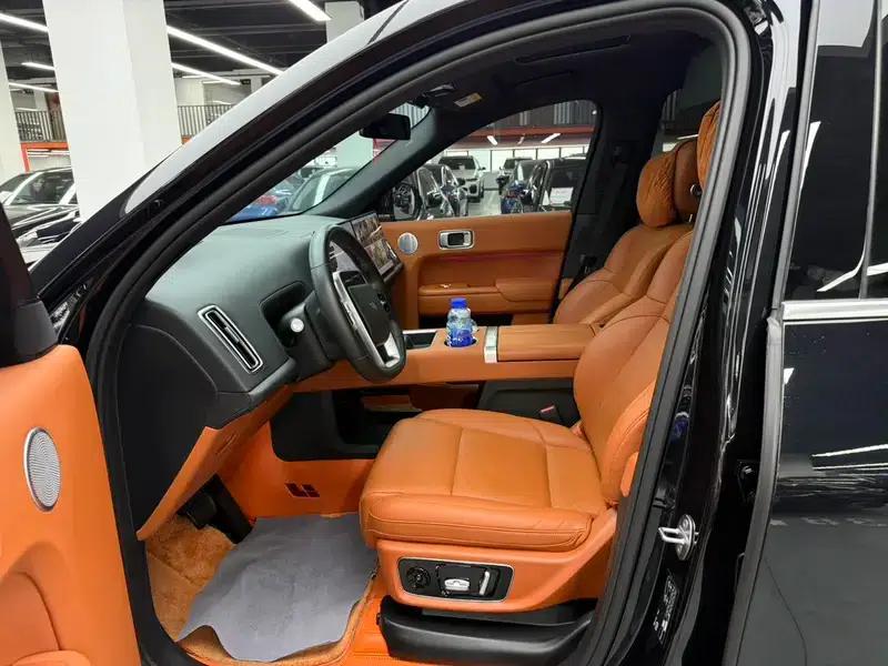 Li Auto L9 2022 Max Edition — миниатюра 12