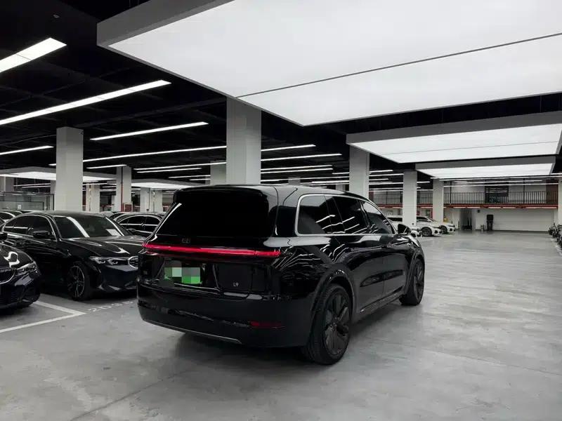 Li Auto L9 2022 Max Edition — миниатюра 6