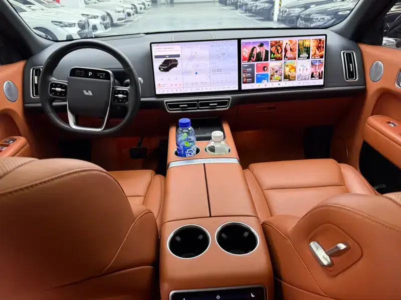 Li Auto L9 2022 Max Edition — миниатюра 10