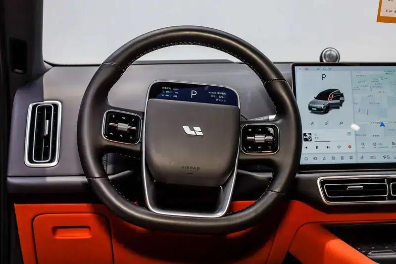 Li Auto L9 2022 Max Edition — миниатюра 23