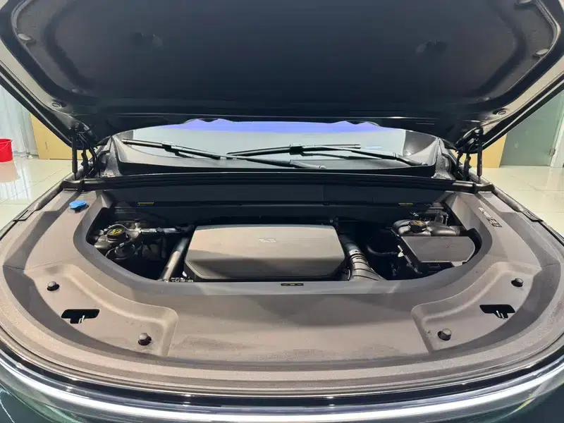 Li Auto L9 2024 Pro Edition — миниатюра 5