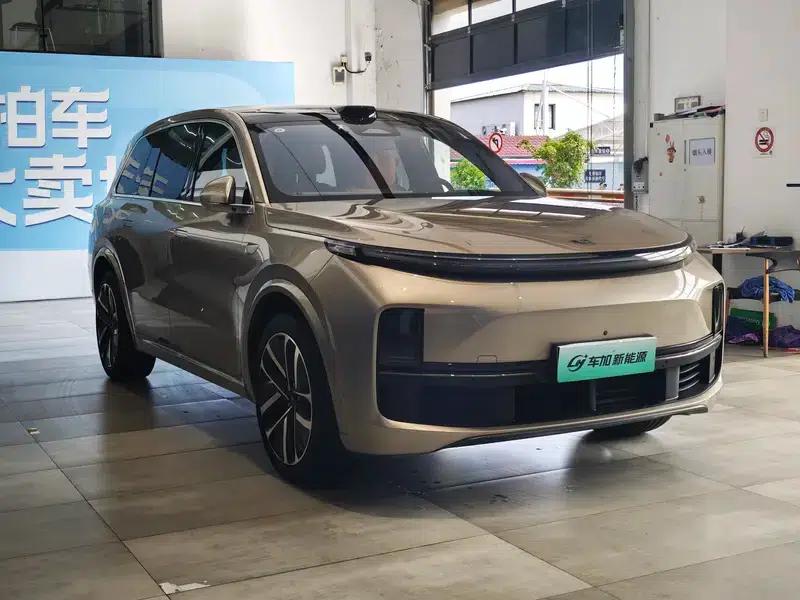 Li Auto L9 2022 Max Edition — миниатюра 3
