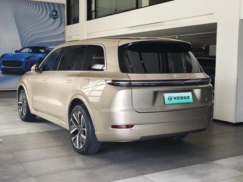 Li Auto L9 2022 Max Edition — миниатюра 4