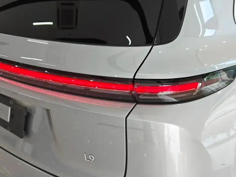 Li Auto L9 2022 Max Edition — миниатюра 11