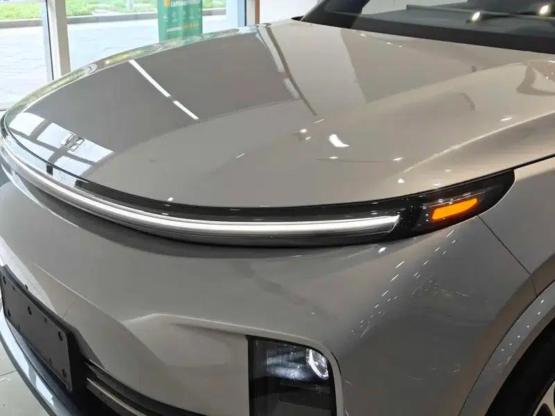 Li Auto L9 2022 Max Edition — миниатюра 9