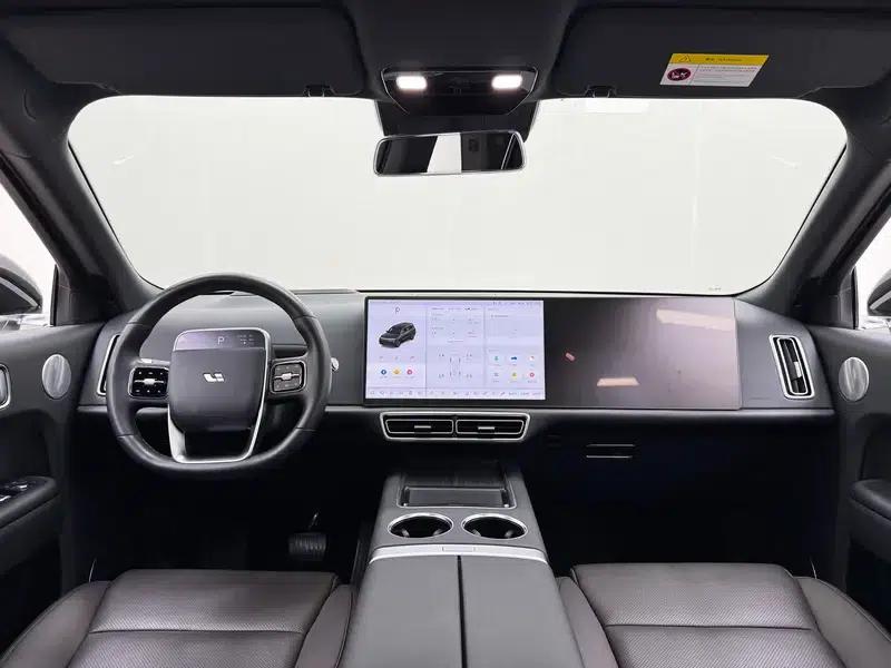 Li Auto L9 2022 Max Edition — миниатюра 14