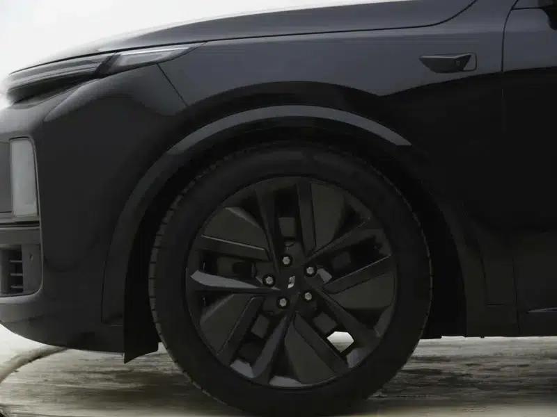 Li Auto L9 2022 Max Edition — миниатюра 8