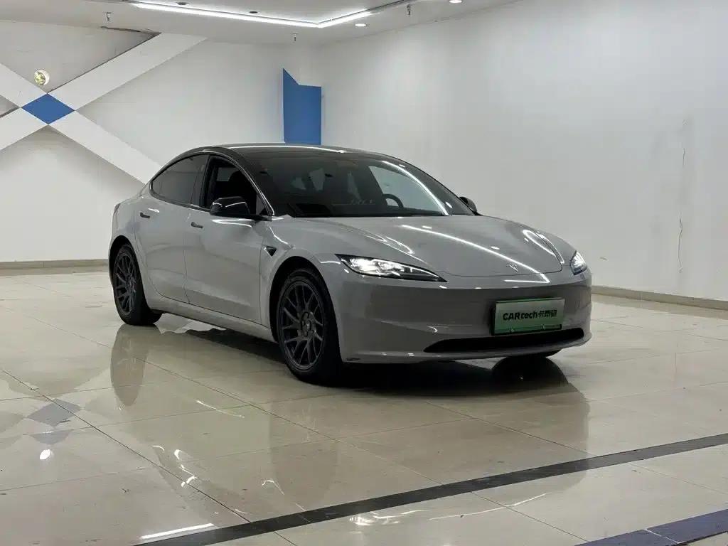 Model 3 2023 Rear-Wheel Drive — миниатюра 2