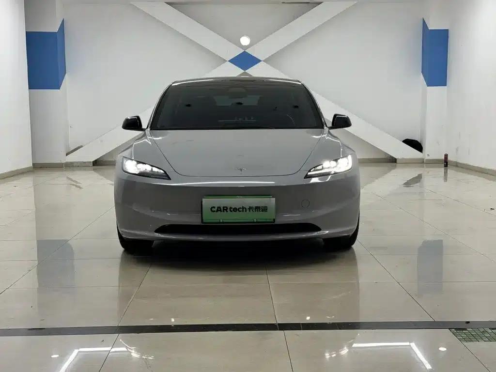 Model 3 2023 Rear-Wheel Drive — миниатюра 3