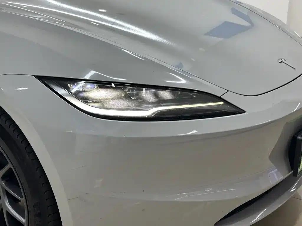 Model 3 2023 Rear-Wheel Drive — миниатюра 6