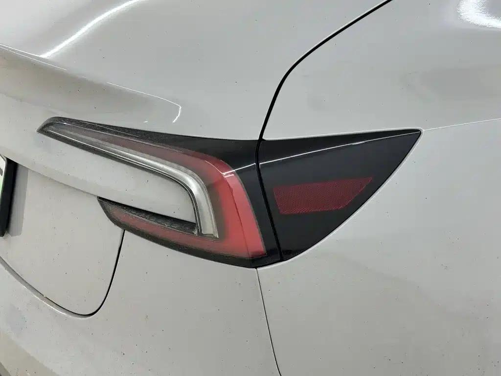 Model 3 2023 Rear-Wheel Drive — миниатюра 7