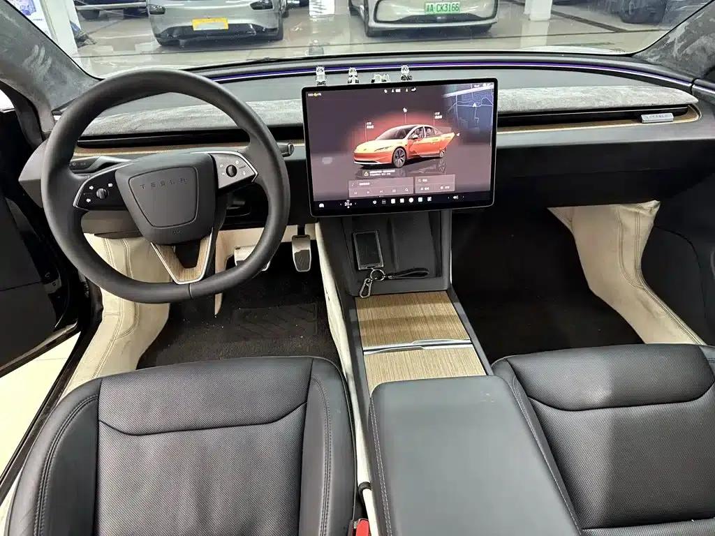 Model 3 2023 Rear-Wheel Drive — миниатюра 9