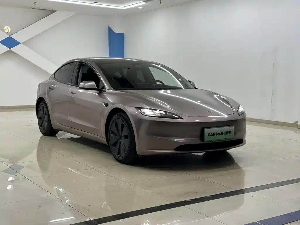 Model 3 2023 Rear-Wheel Drive — миниатюра 2