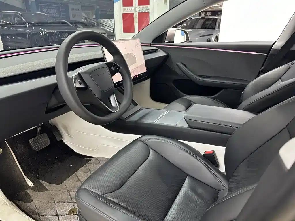 Model 3 2023 Rear-Wheel Drive — миниатюра 12