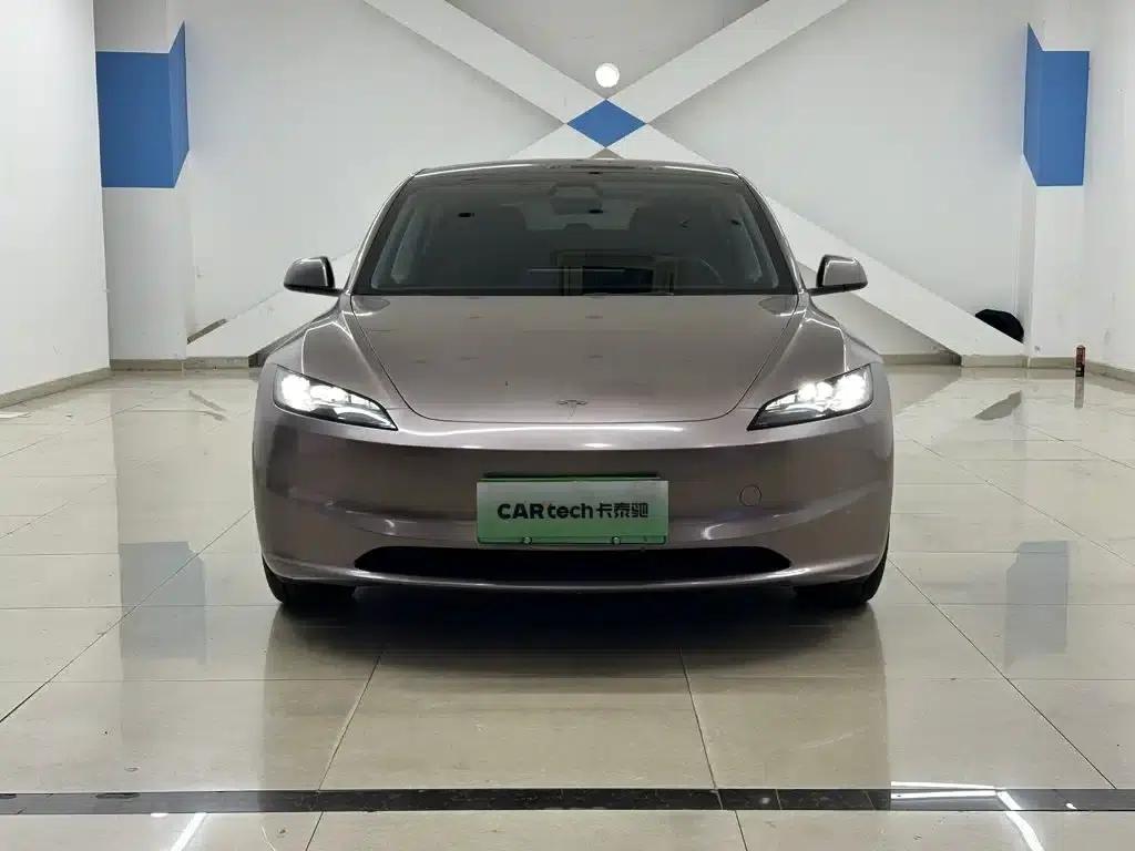 Model 3 2023 Rear-Wheel Drive — миниатюра 3