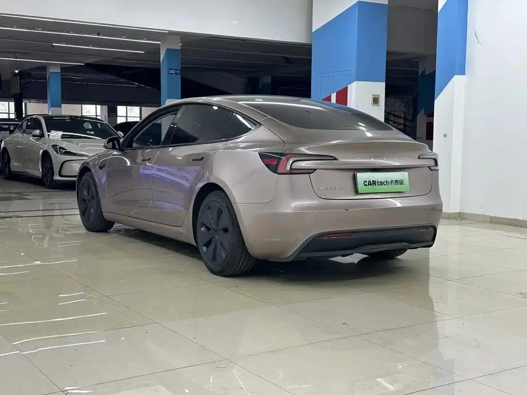Model 3 2023 Rear-Wheel Drive — миниатюра 6